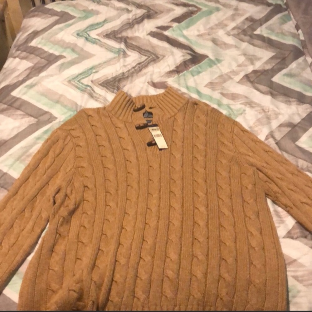 Men’s cable knit Polo Sweater